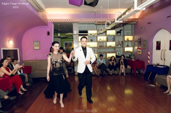 Hình ảnh thầy cô biểu diễn